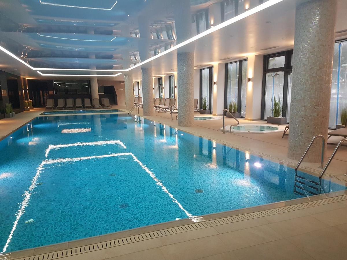 Apartament Baltyk Nadmorskie Tarasy Z Parkingiem Kolobrzeg Luaran gambar