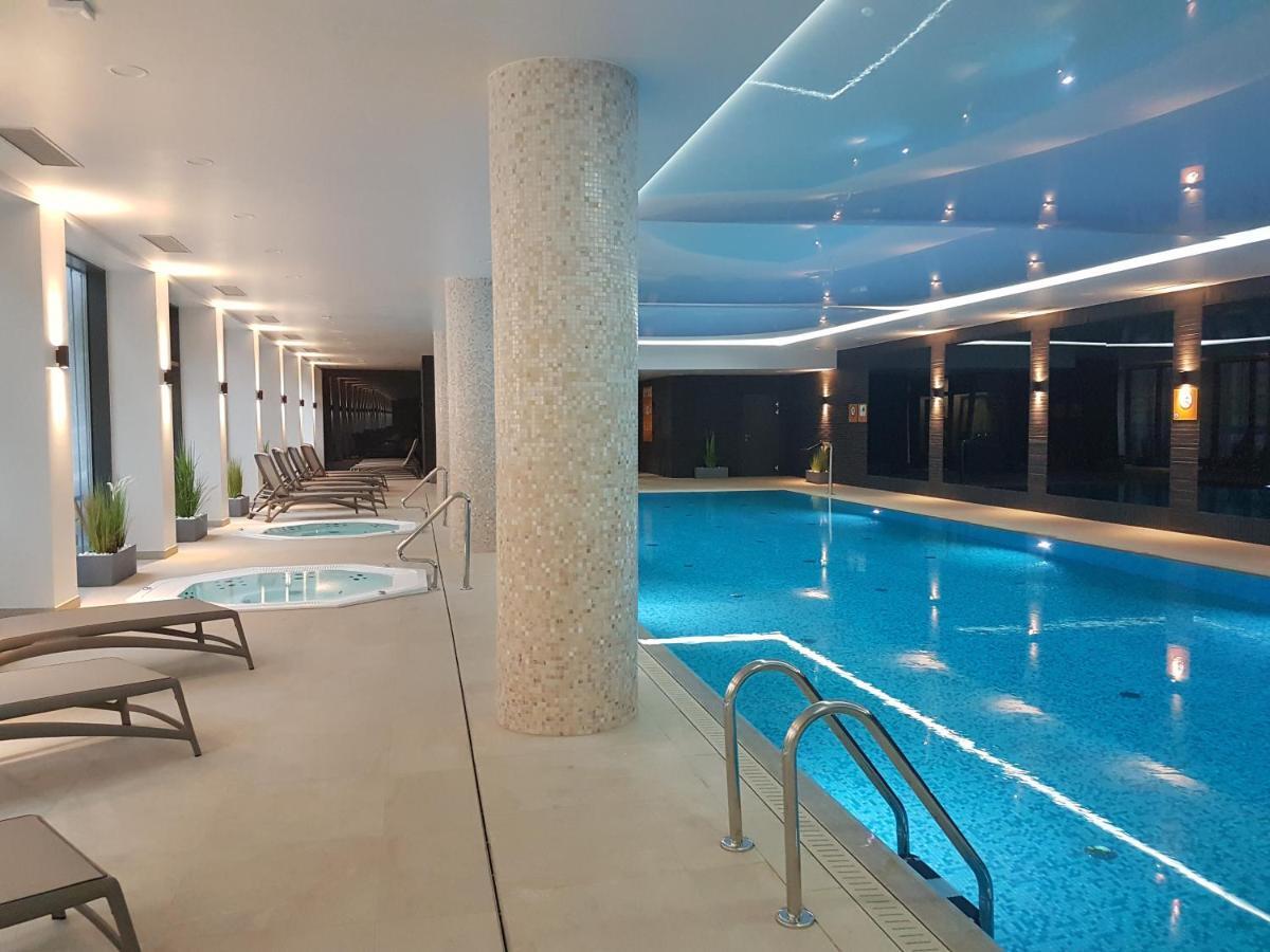 Apartament Baltyk Nadmorskie Tarasy Z Parkingiem Kolobrzeg Luaran gambar