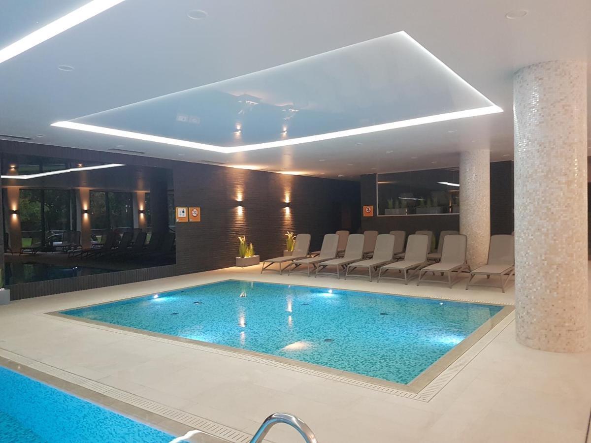 Apartament Baltyk Nadmorskie Tarasy Z Parkingiem Kolobrzeg Luaran gambar